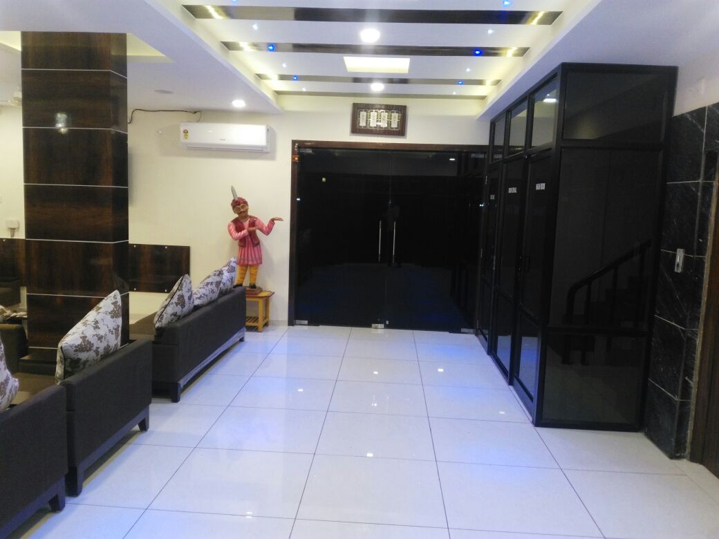 Main gallery