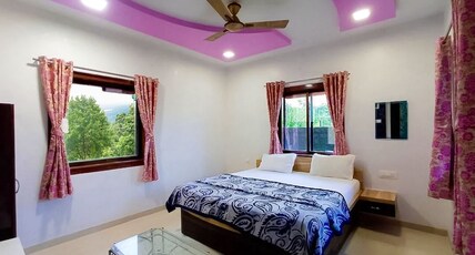 Sai Hill's Holiday's Room Type - Deluxe Non AC Room