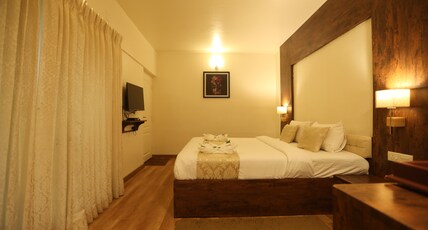 Delightz Inn Room Type - Deluxe Non-View with Sitout