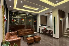 Cloud Green Resort & Spa