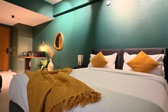 Pratap Living | Luxe Studio Stays - Omaxe Hazratganj