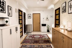 Family Suite 2BHK Private Near Ballygunge