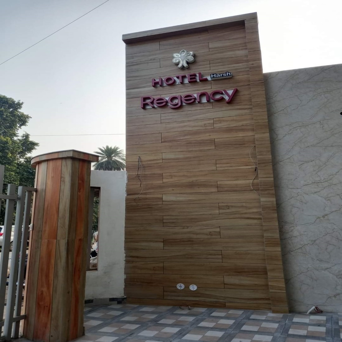 HOTEL HARSH REGENCY - Tap to explore photos