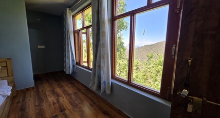 Montagna Homestay Mukteshwar Room Type - Bedroom 4