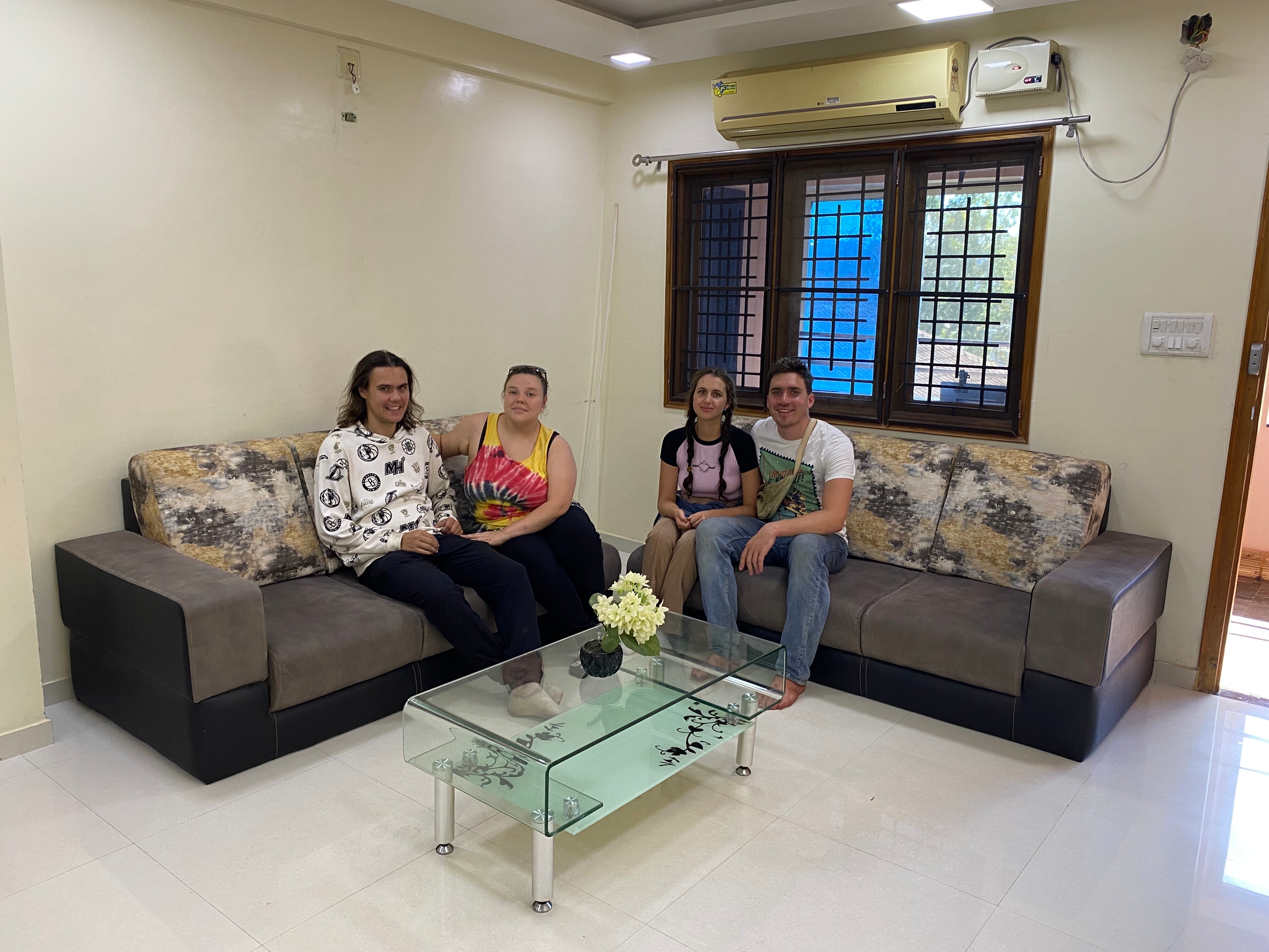 AL MANAL 401 Suites 3bhk - Tap to explore photos