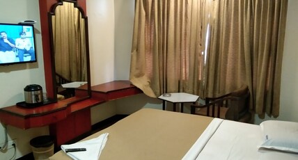 Hotel Naveen Room Type - Deluxe A/C Hotel Naveen Room Type - Deluxe A/C