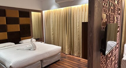 WINDSOR Room Type - SUITE