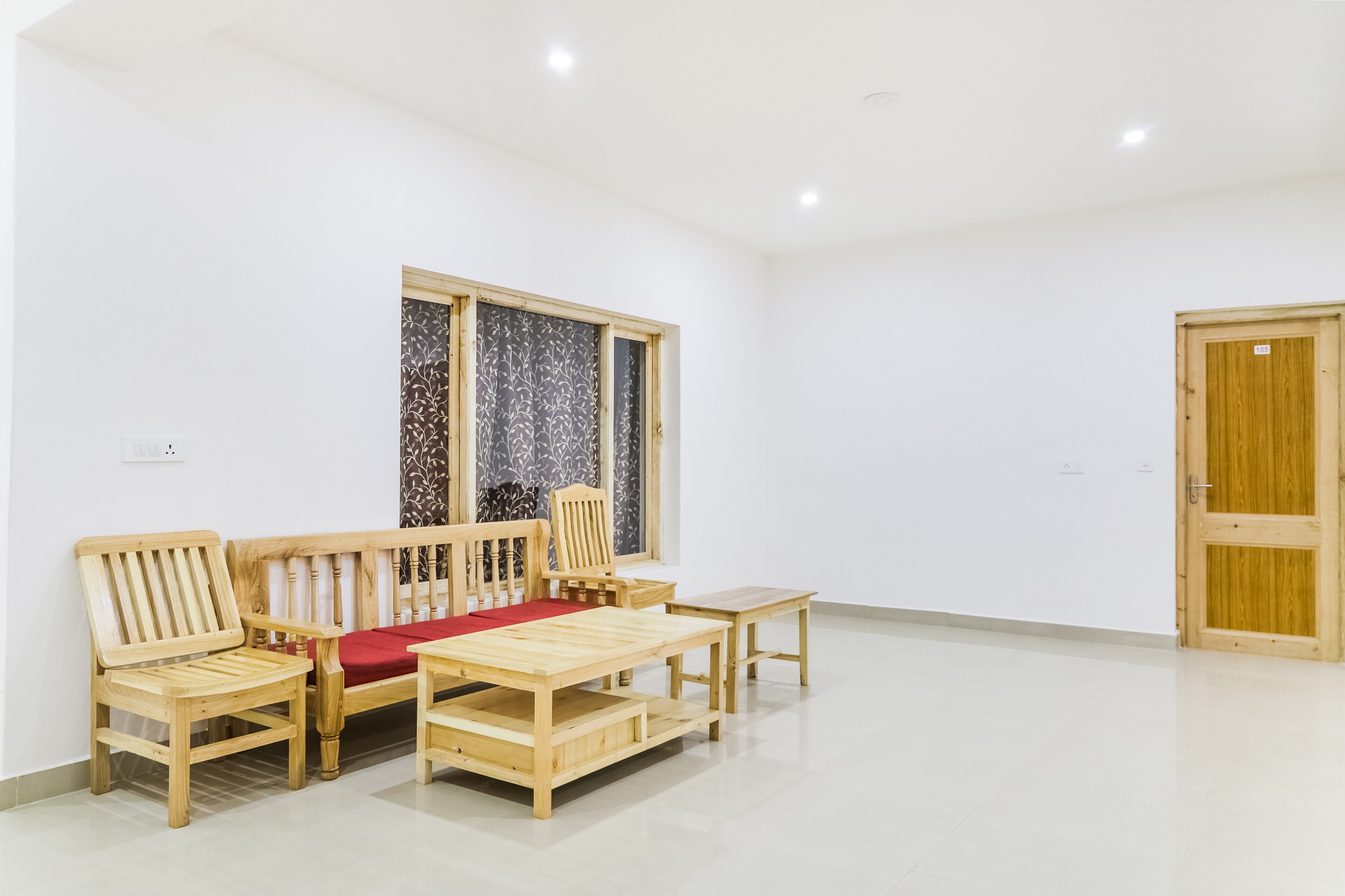 Yeed Ga Villa Guest House - Tap to explore photos