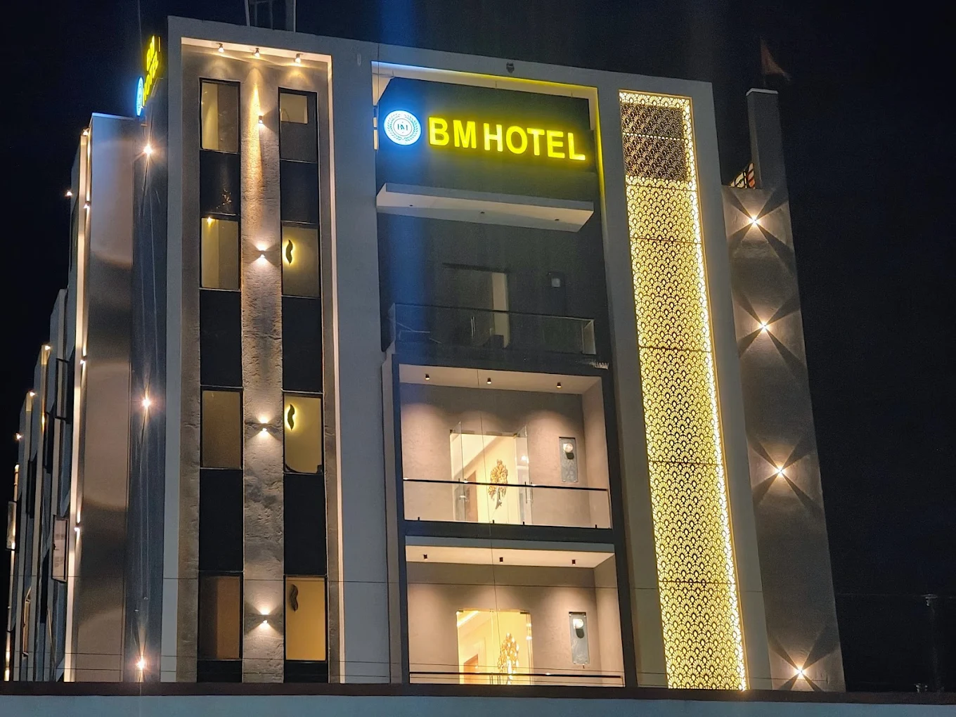 BM Hotel