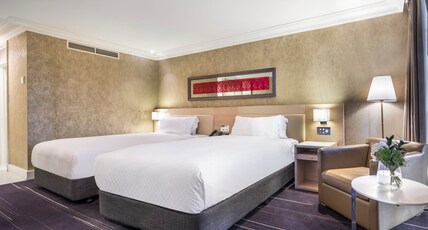 InterContinental Melbourne The Rialto Room Type - 1 King 2 Double Classic Family Room