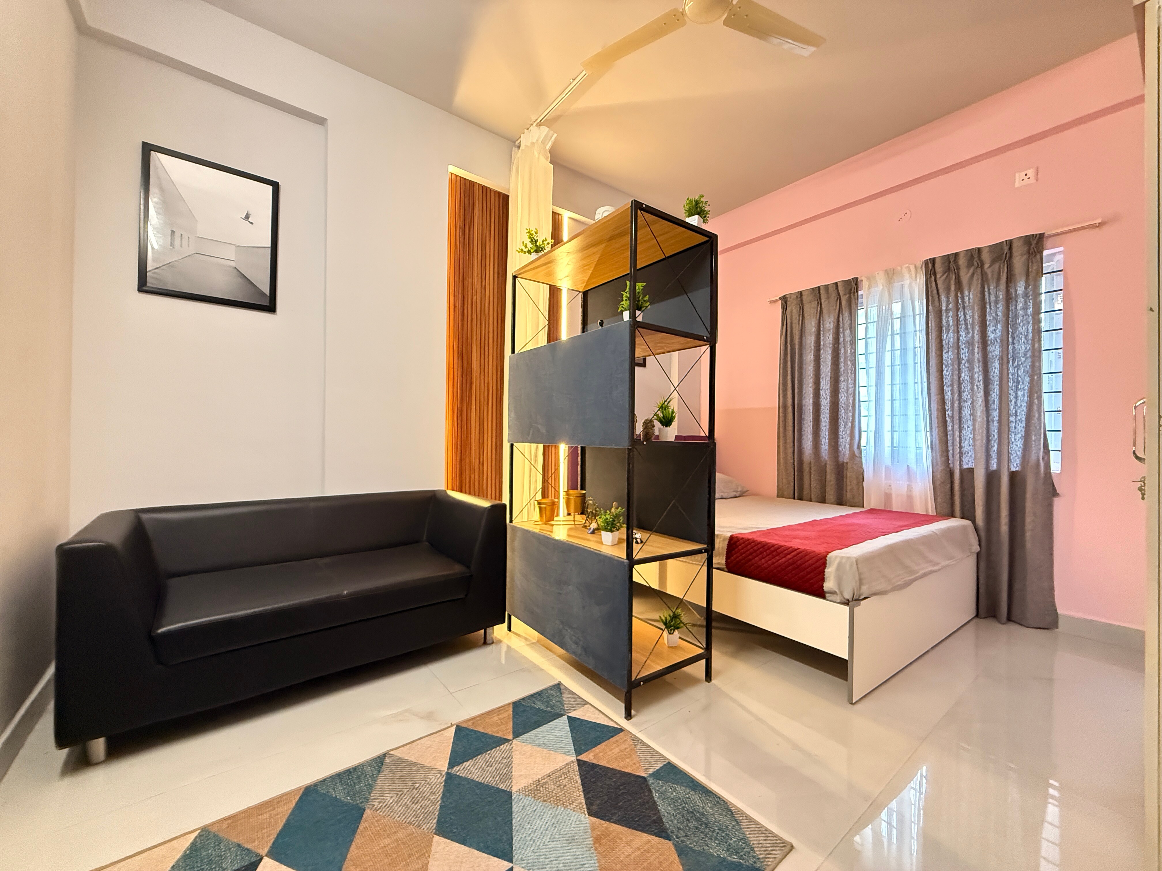 Bristol - Tap to explore photos