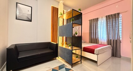 Bristol Room Type - C Suites Standard Deluxe room