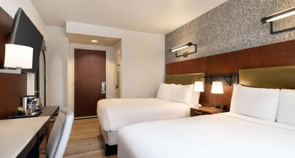 DoubleTree by Hilton New York Downtown Room Type - Double Room