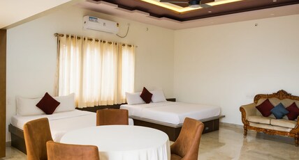 Blue Moon Homestay Room Type - Family Room with Garden View