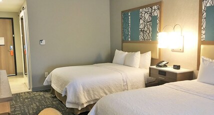 Hampton Inn & Suites The Colony Room Type - 2 QUEENS NONSMOKING