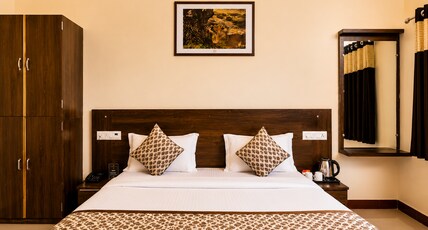 Daksh Resort And Amusement Park Room Type - Deluxe Room