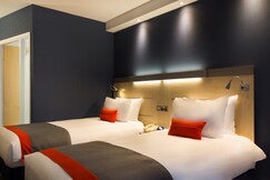 Holiday Inn Express London-Watford Junction