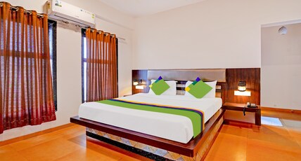 Treebo Vhyomaan Resort With Swimming Pool Room Type - Standard Room