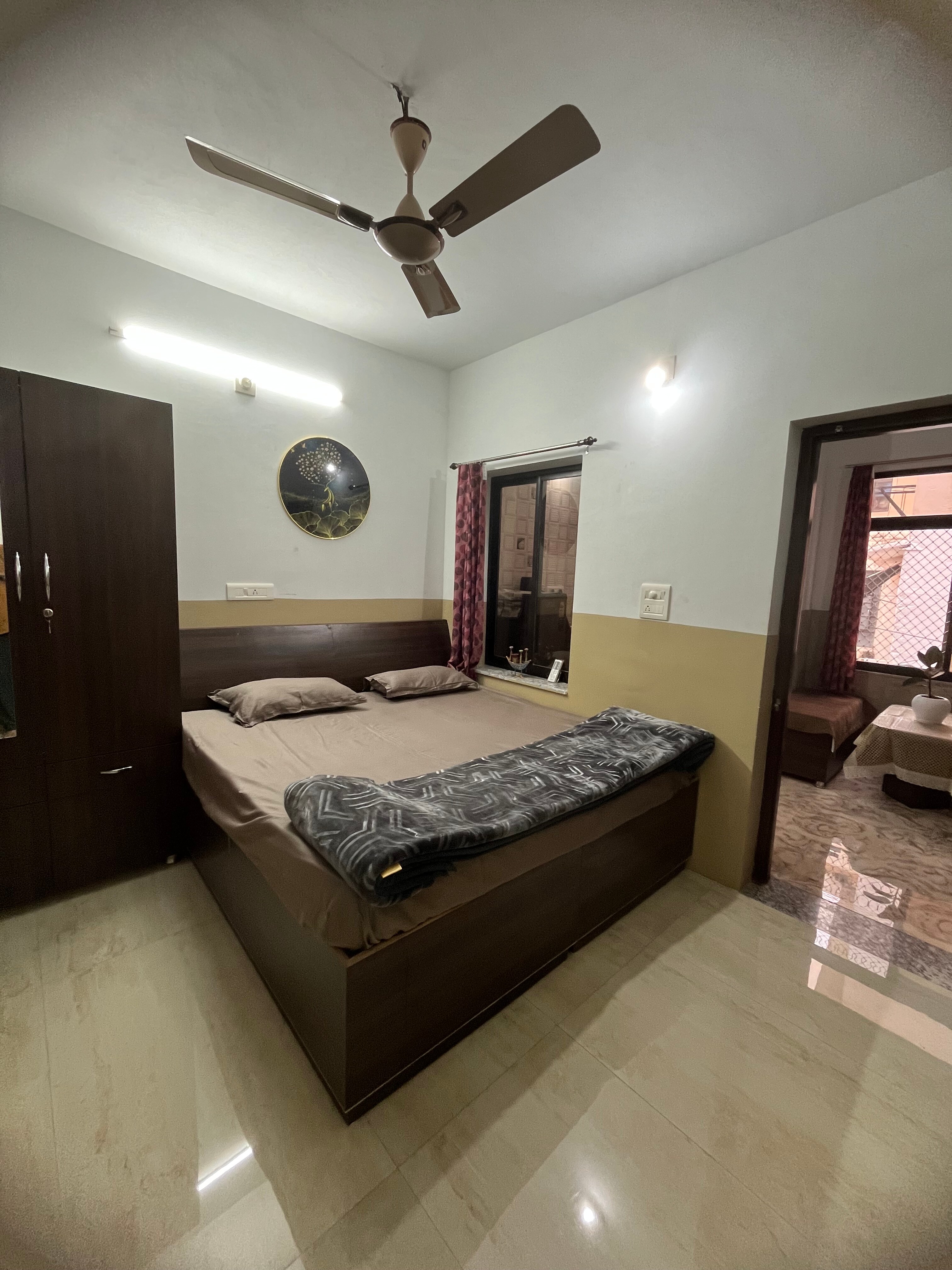 Lakecity Homestay Space 1 - Tap to explore photos