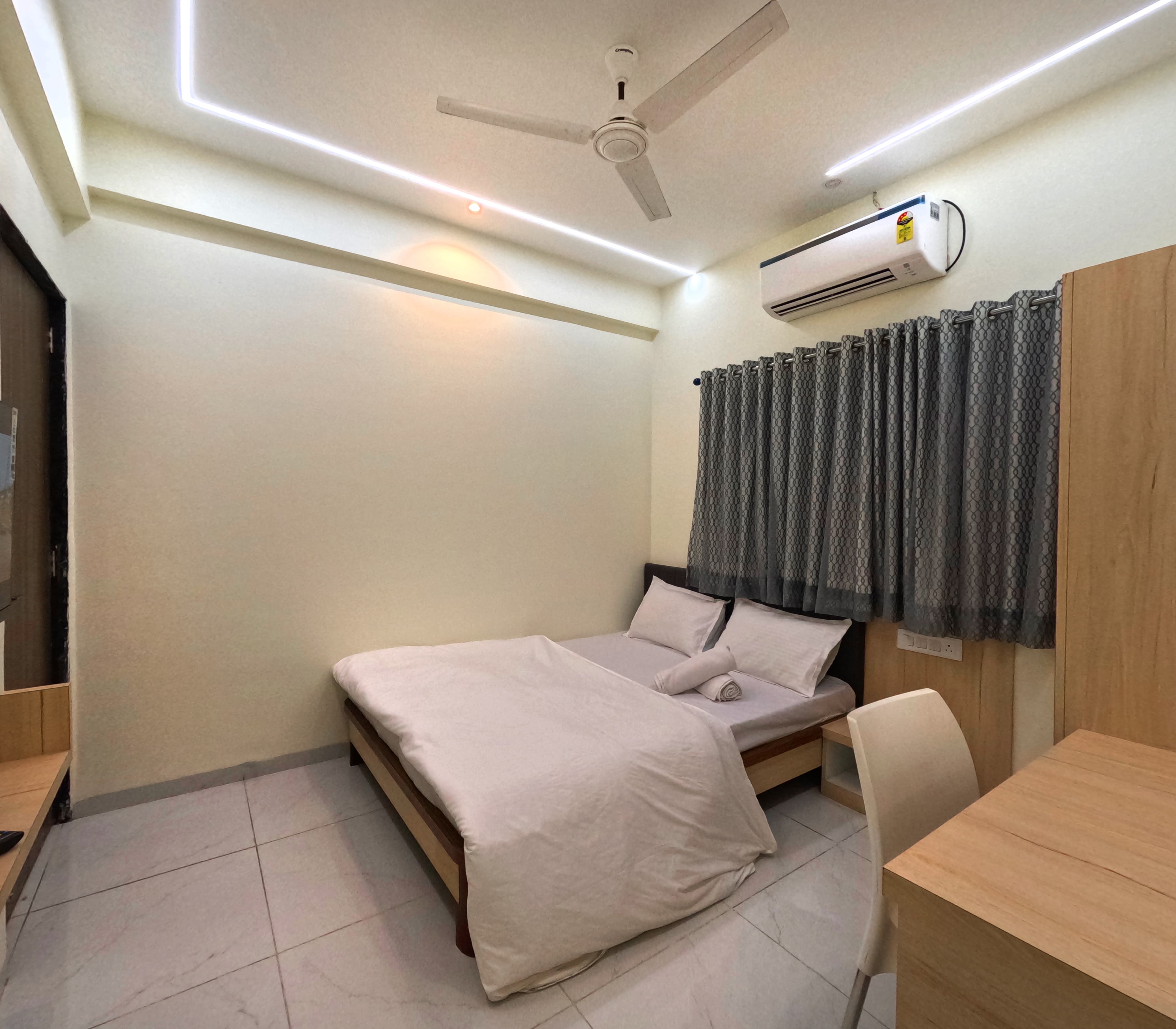 Janardan Holiday Inn - Tap to explore photos