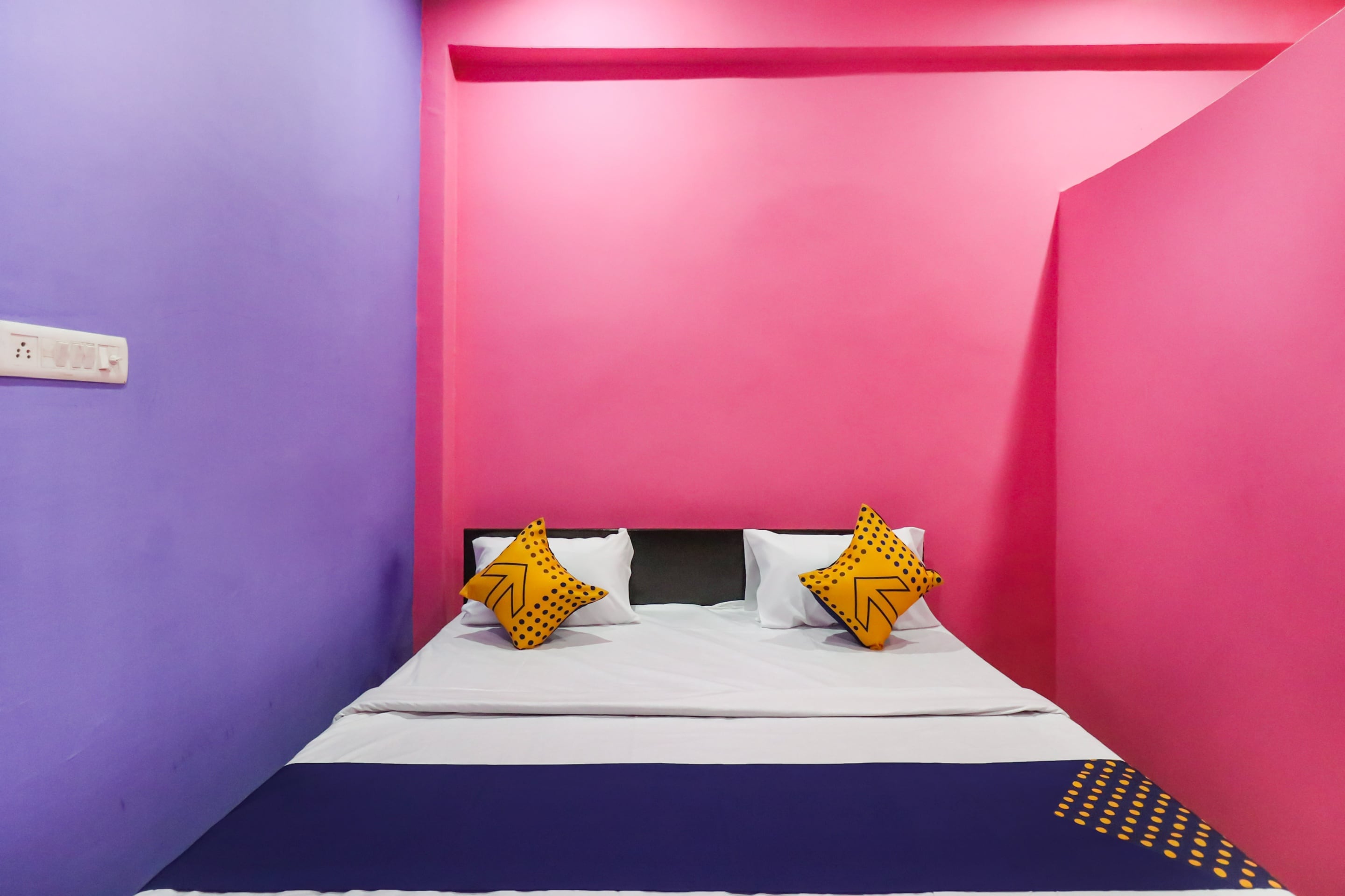 Hotel O Rajdhani Hotel - Tap to explore photos