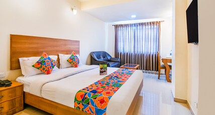 FabHotel Jansi Deluxe - Nr. Gandhipuram Bus Stand Room Type - Deluxe Room