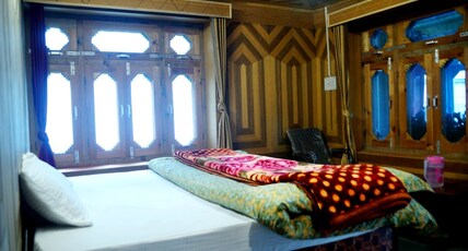 Rohit homestay,chitkul Room Type - DELUXE ROOM 1