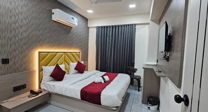 HOTEL SAWARIYA INN Room Type - City View Deluxe Room with Double Bed