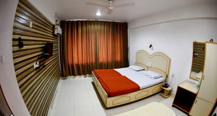 Sharada International Hotel Room Type - Standard Double Bed Ac Room