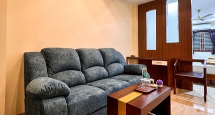 Shri Amman Residency Room Type - Quad (4-Bed) AC Suite Shri Amman Residency Room Type - Quad (4-Bed) AC Suite