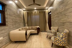 Gulmohar Residency | Rooms & Wi-Fi - Near Hero Honda Chowk