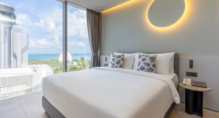 Akara Hotel Pattaya Room Type - Aurora Deluxe Sea View Double