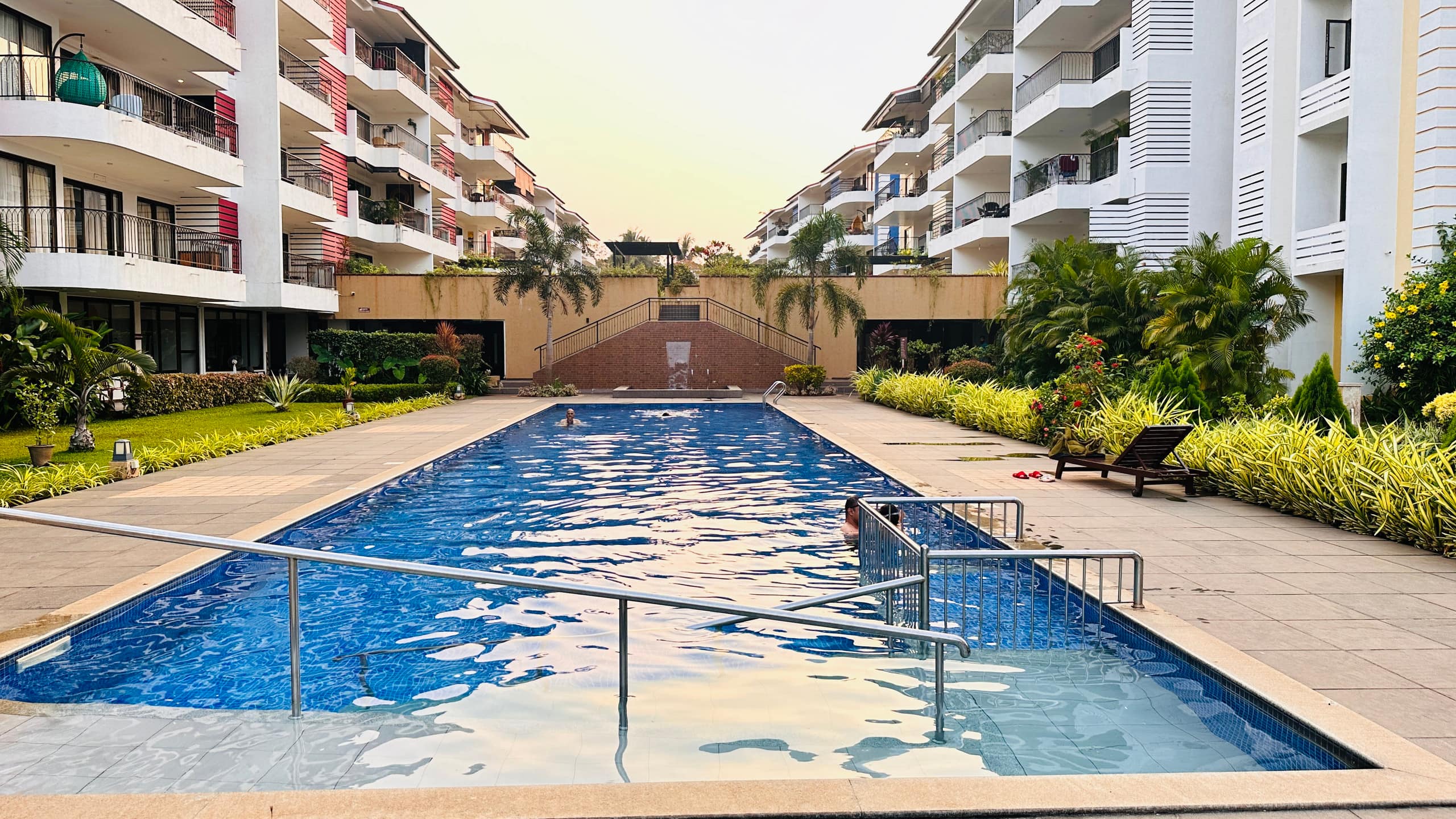 Faodail 18 Pool view 1BHK Acron Seawinds Baga - Tap to explore photos