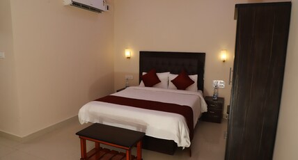 AK RESIDENCY Room Type - Standard Double Room