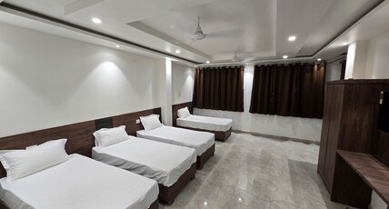 Shikhar INN Room Type - FAMILY SUIT ROOM 5 AC