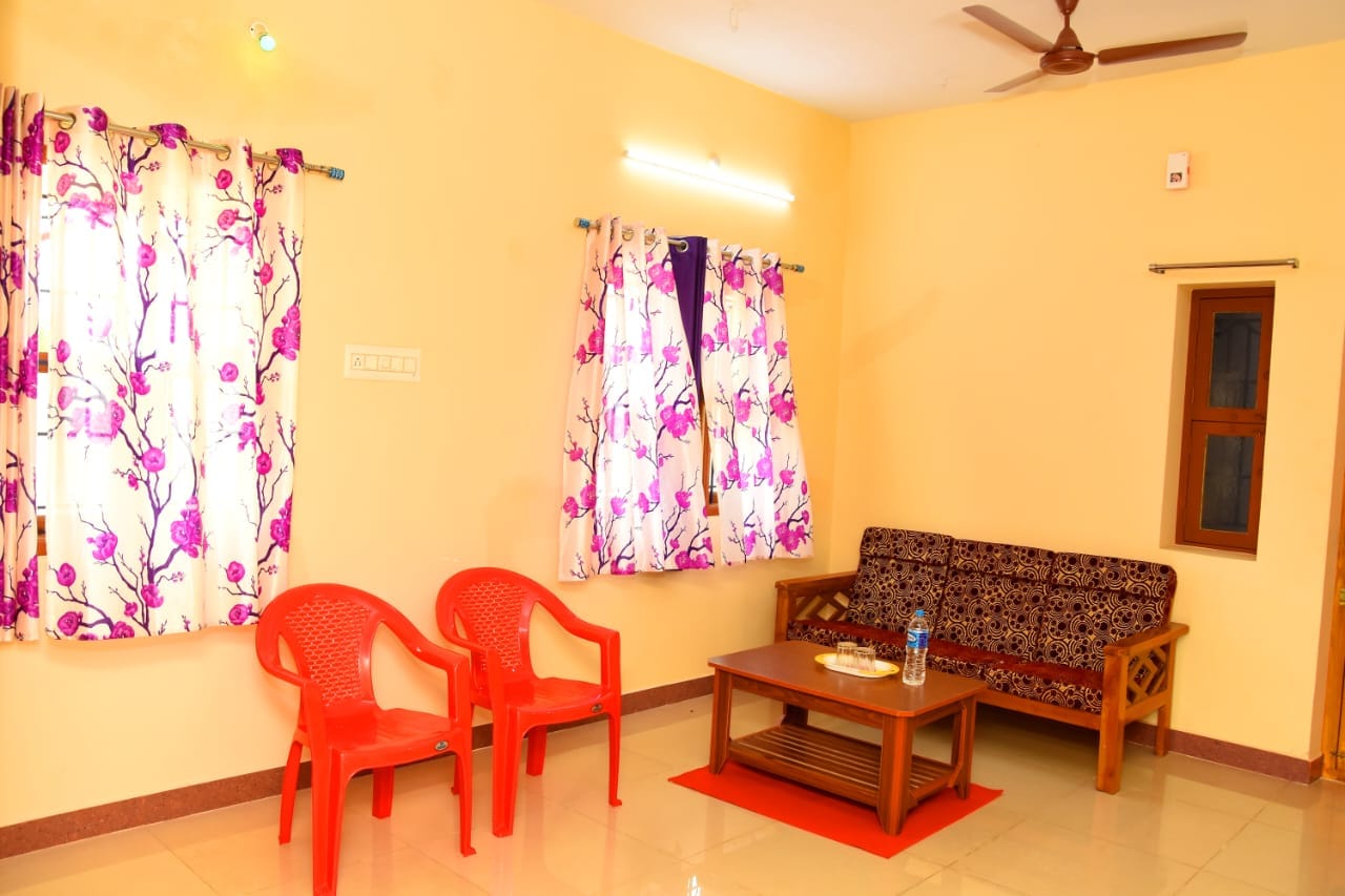 Janaki Ammal Homestay - Tap to explore photos