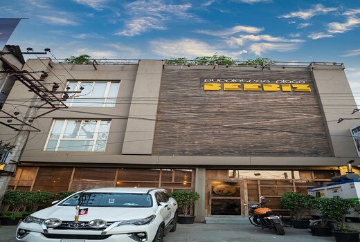 Hotel Beebiz