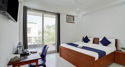 Niketan Boutique Hotel & Homestays Room Type - Deluxe with Balcony