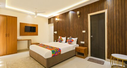 FabHotel Outstay Room Type - Deluxe Room