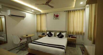 Hotel Royal Polovictory Room Type - Deluxe Room