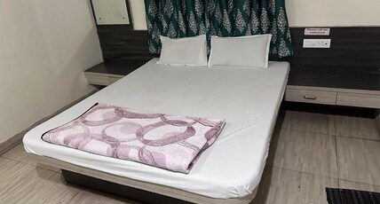 Hotel Manoranjan Room Type - AC ROOM