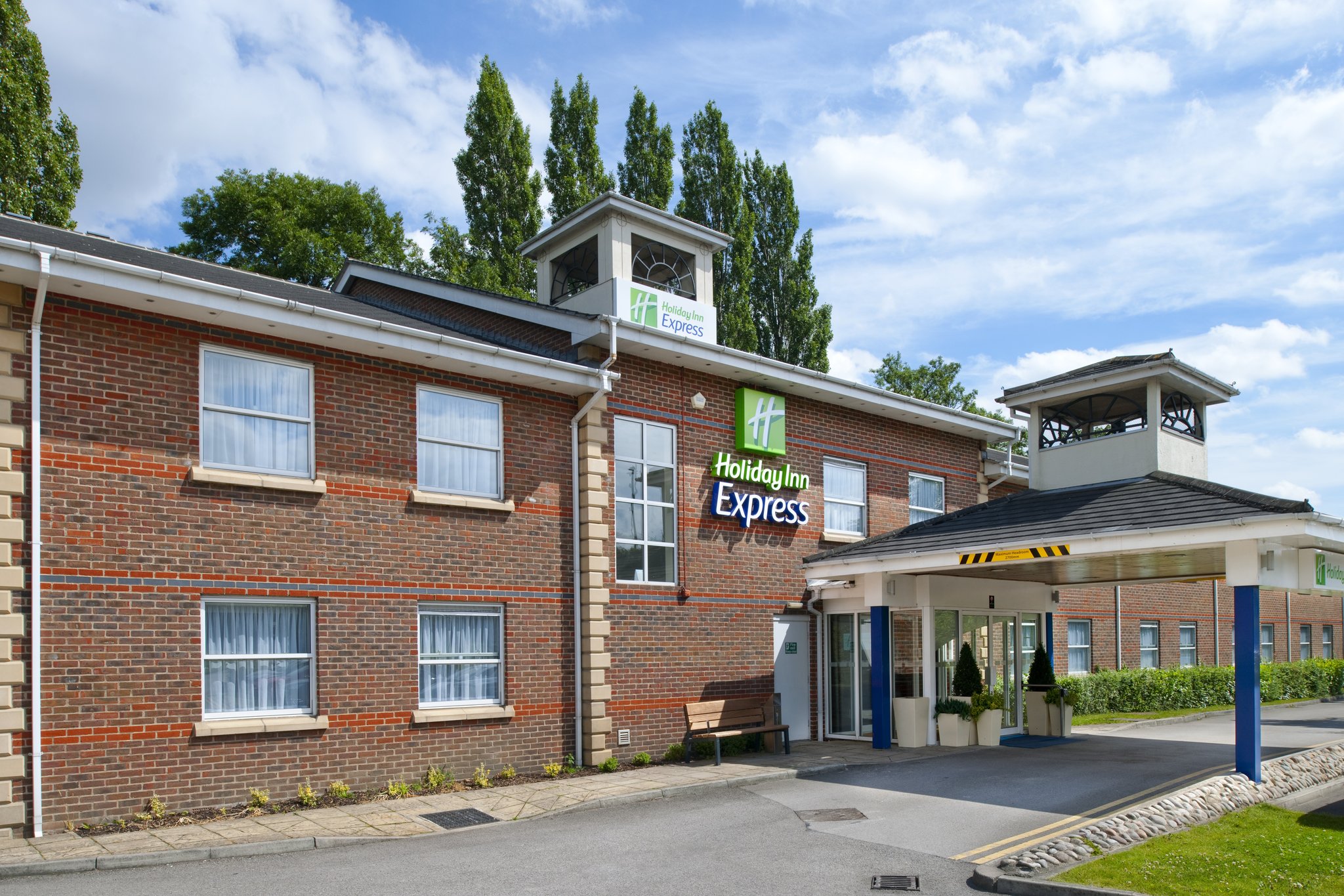 Holiday Inn Express Leeds East - Tap to explore photos