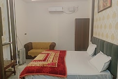 Hotel New Mandpam