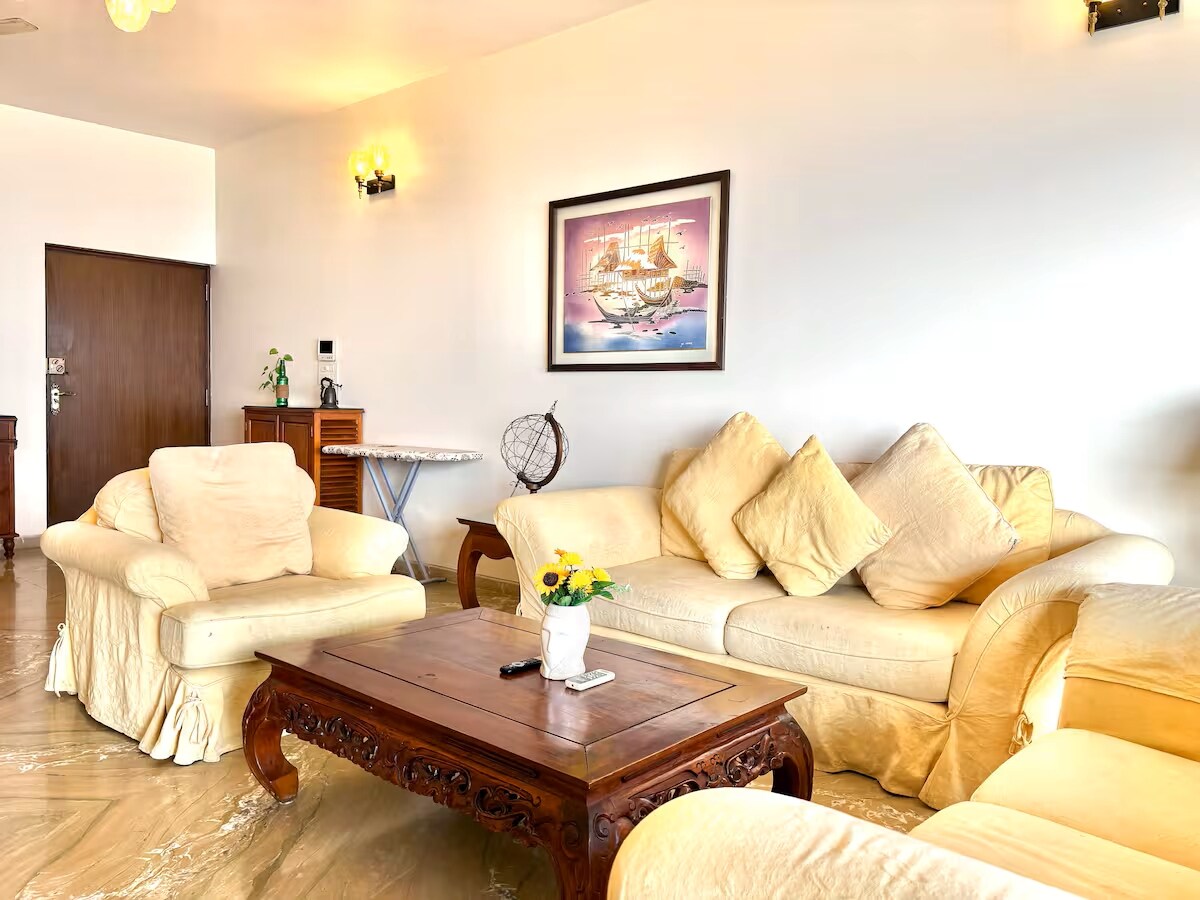 Casa Tjampuhan 2bhk sea facing apartment in Panjim - Tap to explore photos