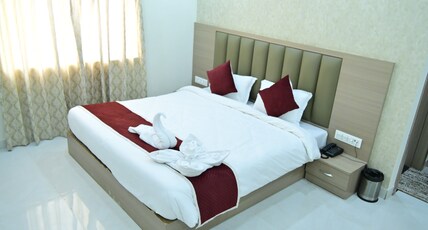 Hotel BR Residency Room Type - Deluxe Room