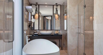 Pullman Bali Legian Beach Room Type - EXCLUSIVE FAMILY ROOM, 1 King Size Bed and 1 Flip Bed, Garden View