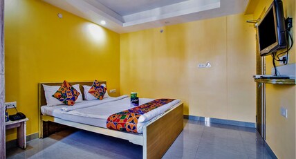 FabHotel Amaltas Room Type - Premium Room