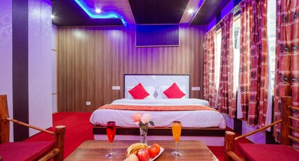 Rudra Mountain INN Room Type - Premium Room With Balconey
