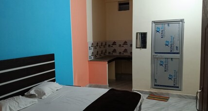 Shree Ram Ashram / Waking Distance To Ram Mandir Room Type - Deluxe Room ( With Ac )