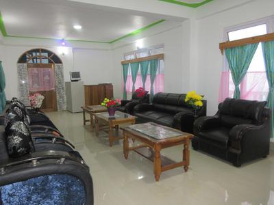 North Hill Homestay - Hill View Rooms - Tap to explore photos